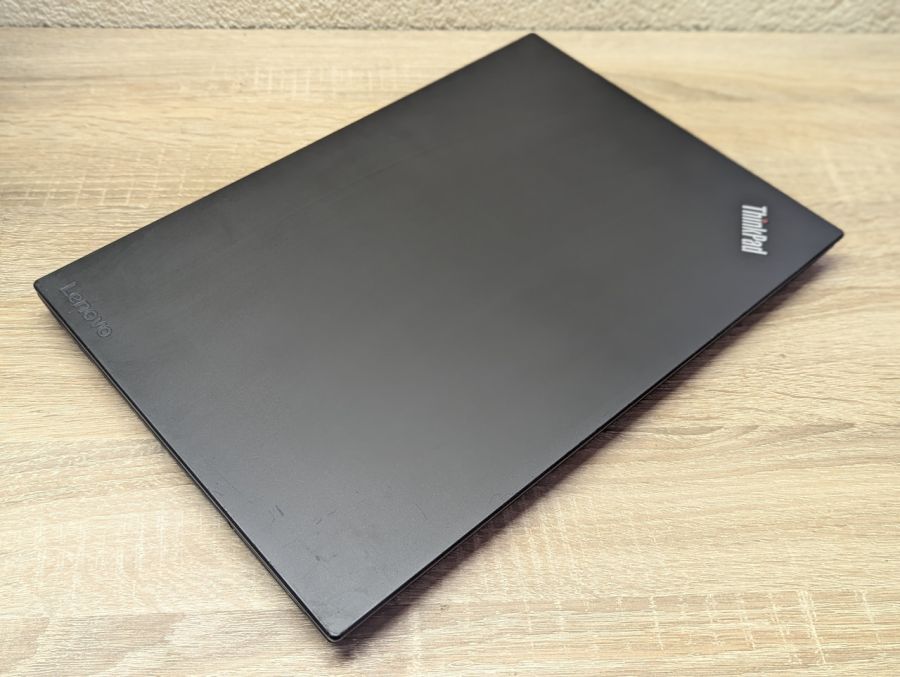 Ноутбук Б/В Lenovo ThinkPad T570, Intel Core i5-7300U, DDR4 16 GB, SSD 128GB, 15.6" Full HD