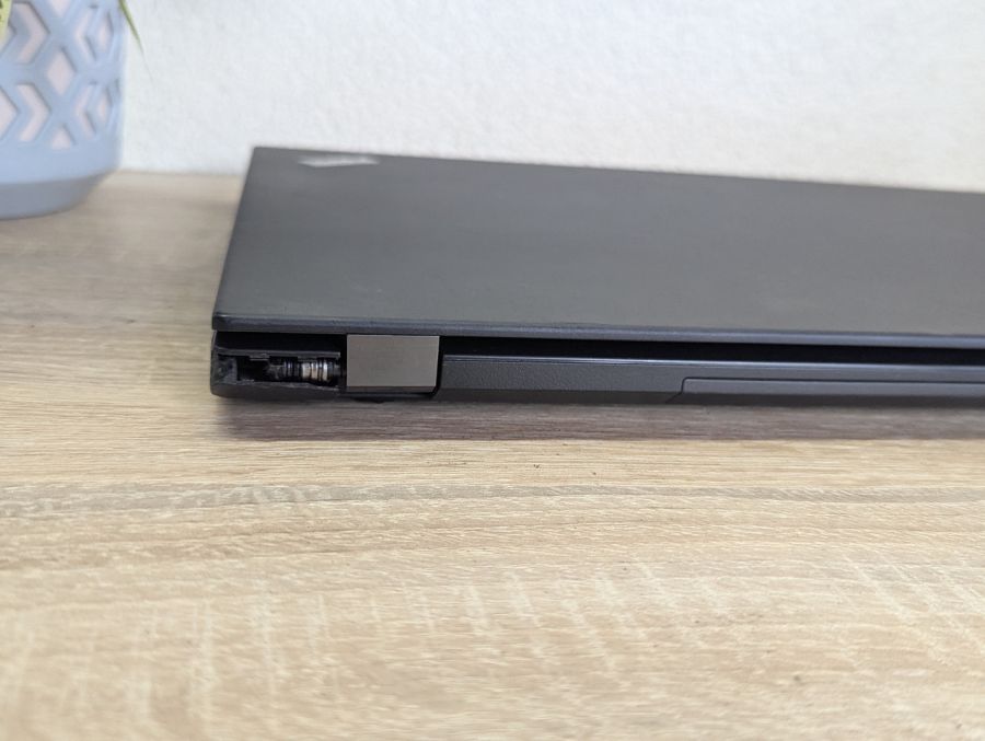 Уцінка! Ноутбук Б/В Lenovo ThinkPad T560, Intel Core i5-6300U, DDR3, SSD 128GB, 15.6" Full HD