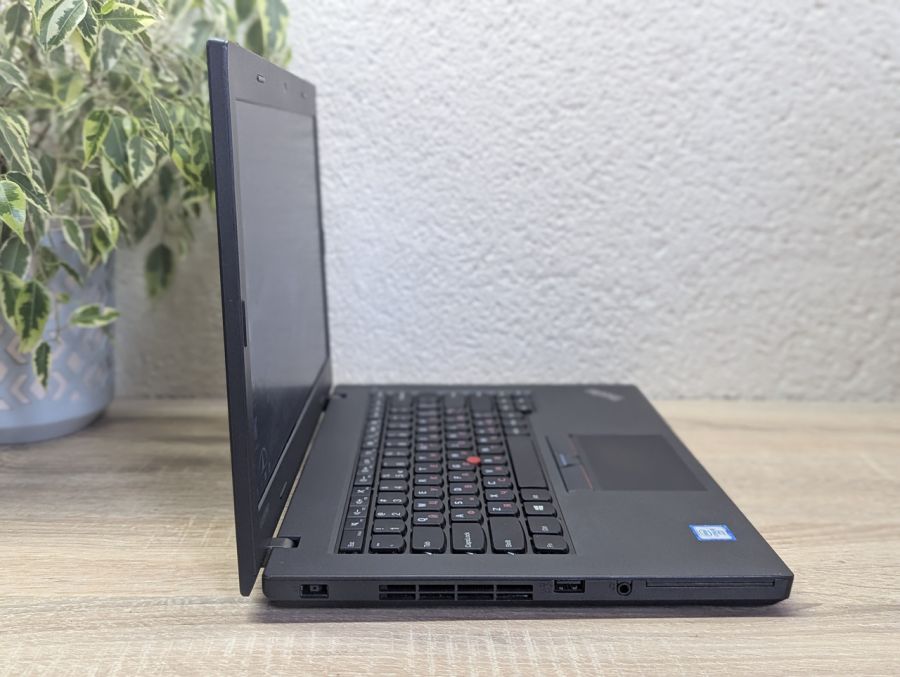 Уцінка! Ноутбук Б/В Lenovo L460, Intel Core i5-6200U, DDR3 8 GB, SSD 128GB, 14" HD