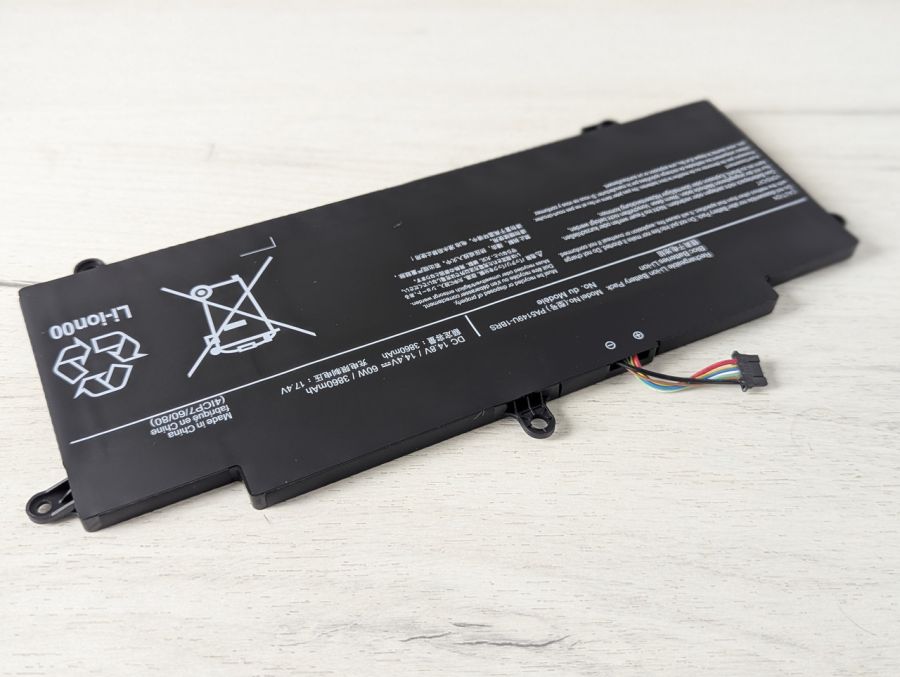 Б/В Нова Акумулятор PA5149U-1BRS для Toshiba Tecra Z40