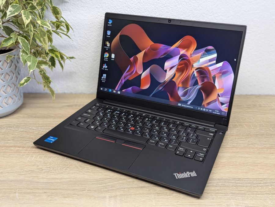 Уцінка! Ноутбук Б/В Lenovo ThinkPad E14, Intel Core i3-11Gen, DDR4 16 GB, SSD 256GB, 14" Full HD