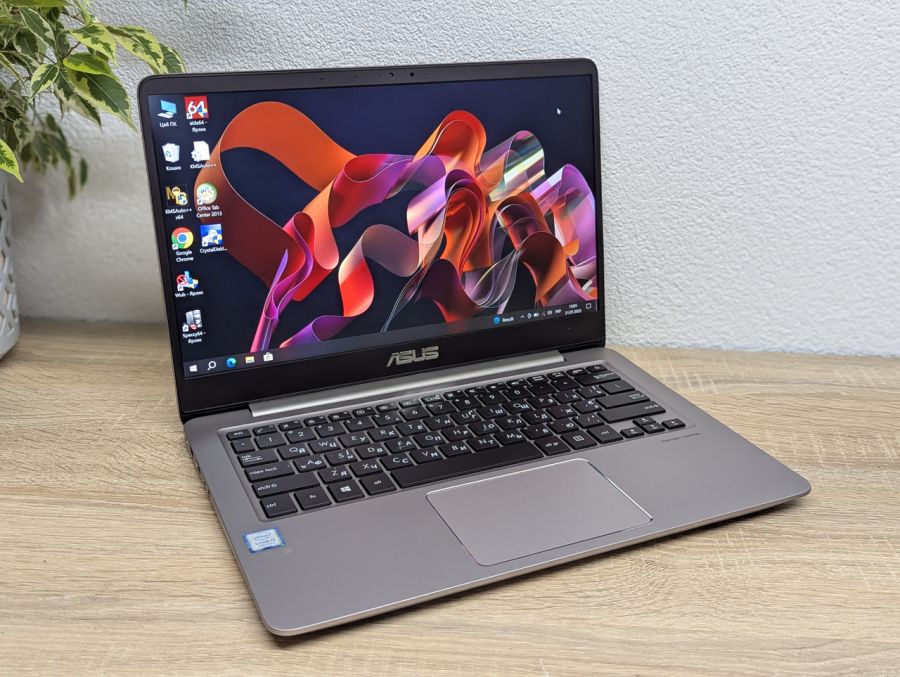 Уцінка! Ноутбук Б/В ASUS BX410U, Intel Core i3-7100U, DDR4 12 GB, SSD 128GB + HDD 500GB, 14" Full HD