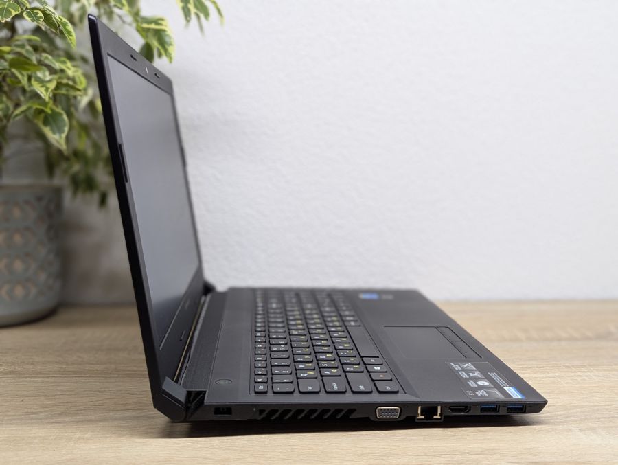 Уцінка! Ноутбук Б/В Lenovo B50-70, Intel Core i3-4005U, DDR3 8 GB, SSD 128GB, 15.6" HD