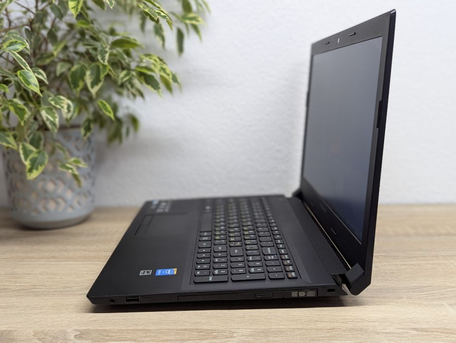 Уцінка! Ноутбук Б/В Lenovo B50-70, Intel Core i3-4005U, DDR3 8 GB, SSD 128GB, 15.6" HD