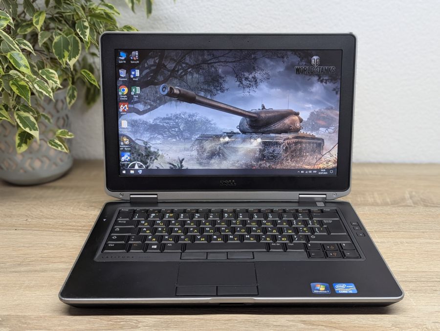Ноутбук Б/В Dell Latitude E6330, Intel Core i5-3340M, DDR3 8 GB, SSD 128GB, 15.6" HD