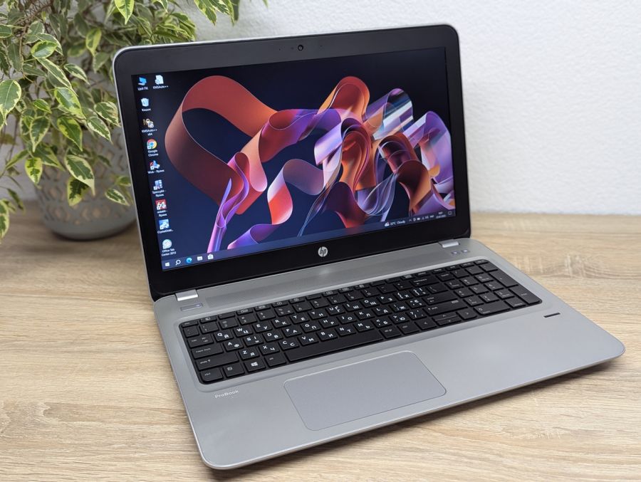 Ноутбук Б/В HP ProBook 450 G4, Intel Core i5-7200U, DDR4 8 GB, SSD 128GB, 15.6" Full HD