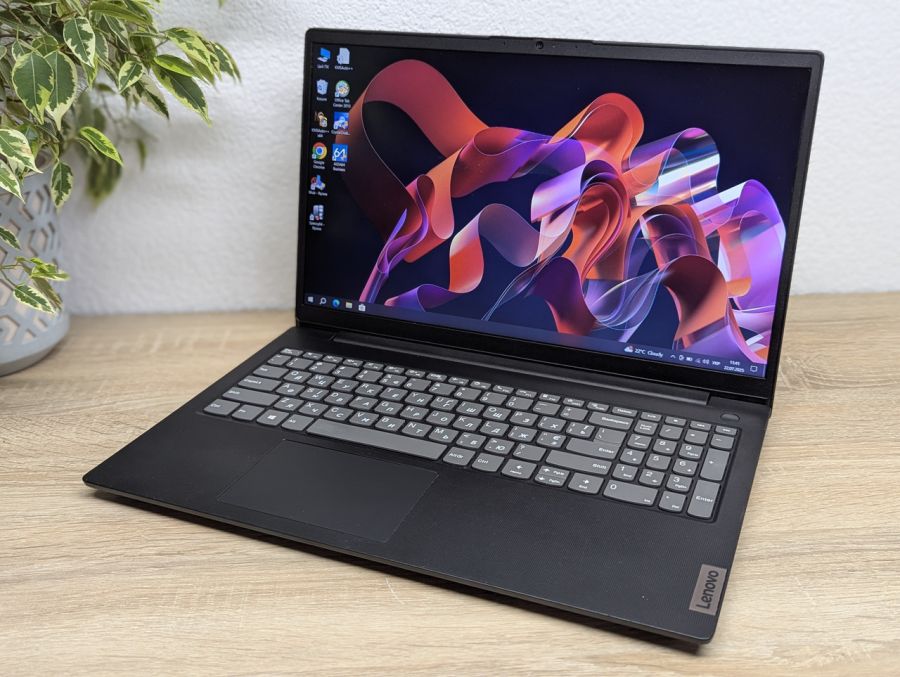 Ноутбук Б/В Lenovo V15 G2 ITL, Intel Core i5-1135G7, DDR4 20 GB, SSD 256GB, 15.6" Full HD