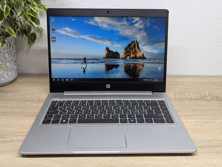 Уцінка! Ноутбук Б/В HP ProBook 445 G6, AMD Ryzen 3 2200U, DDR4 16 GB, SSD 256GB, AMD Radeon Vega, 14" Full HD
