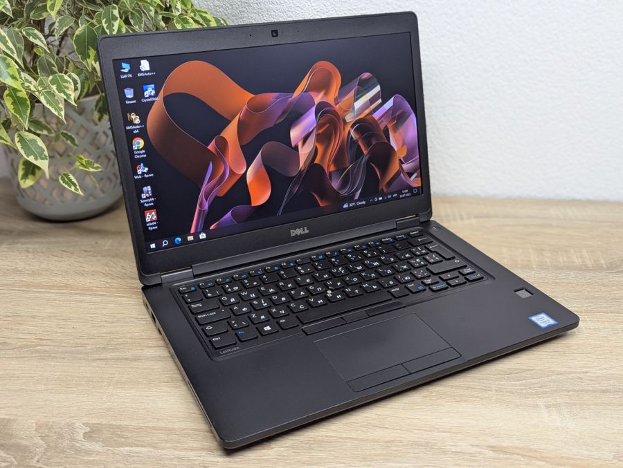 Ноутбук Б/В Dell Latitude 5480, Intel Core i5-7300U, DDR4 8GB, SSD 128GB, 14" HD