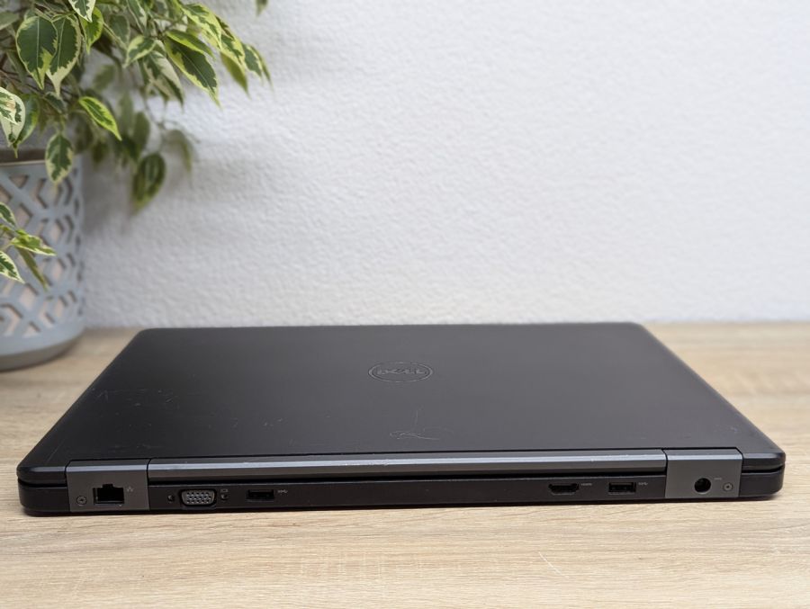 Ноутбук Б/В Dell Latitude E5550, Intel Core i5-5300U, DDR3 8GB, SSD 128GB, 15.6" HD