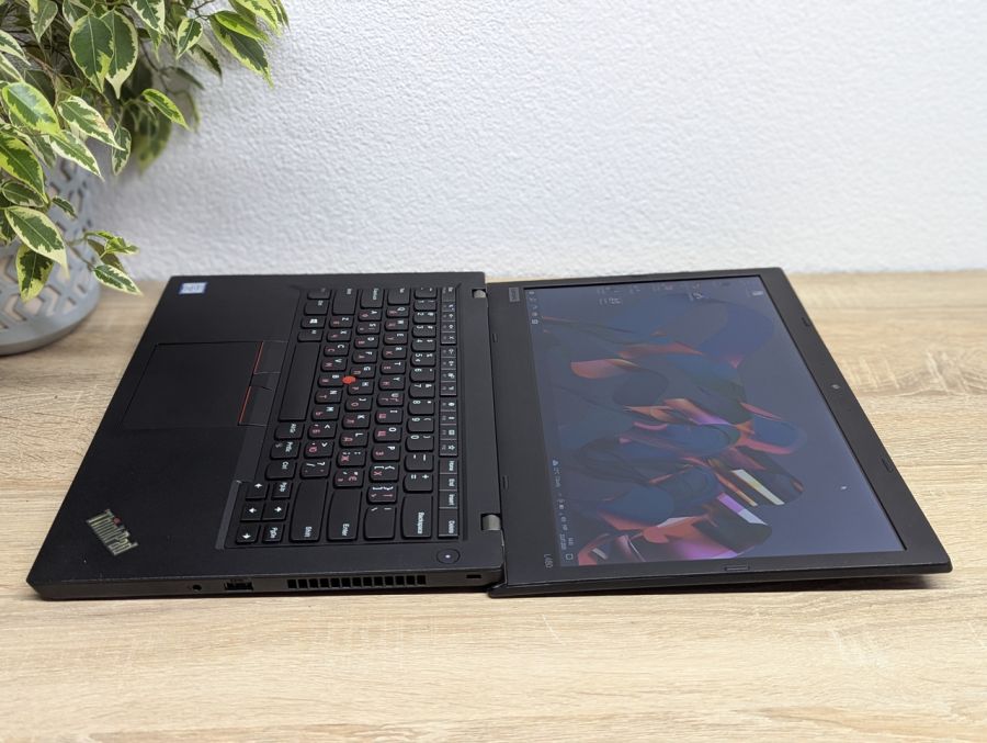 Ноутбук Б/В Lenovo ThinkPad L480, Intel Core i5-8350U, DDR4 16 GB, SSD 256GB, 14" UHD