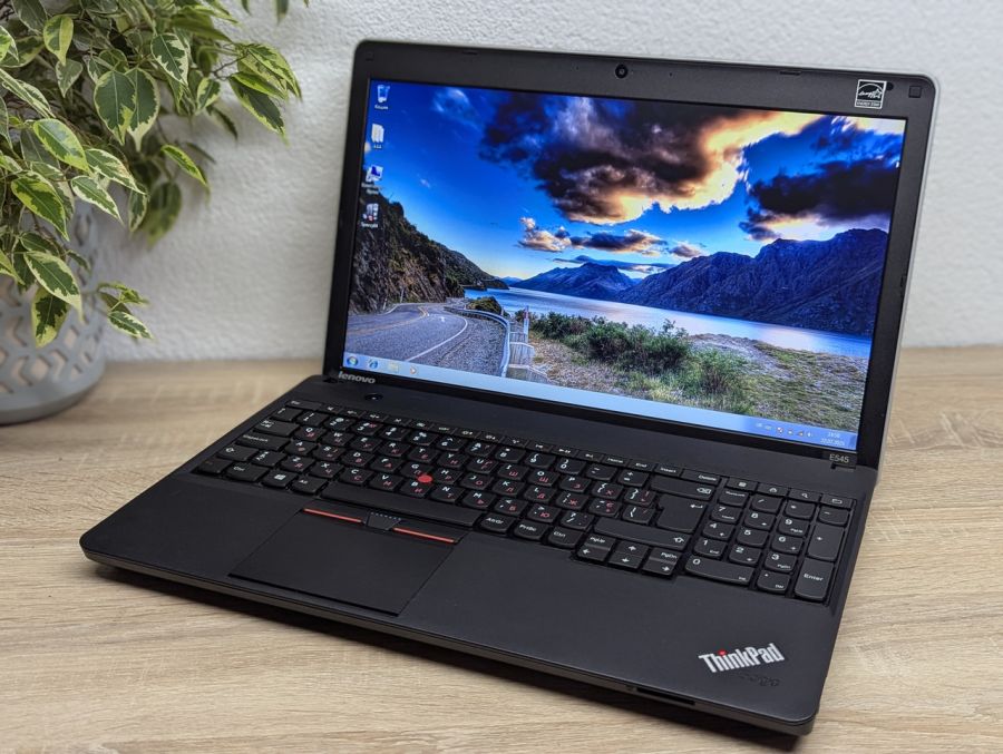 Ноутбук Б/В Lenovo ThinkPad Edge E545, AMD A8-4500M, DDR3 8 GB, SSD 128GB, AMD Radeon HD 7640G, 15.6" HD