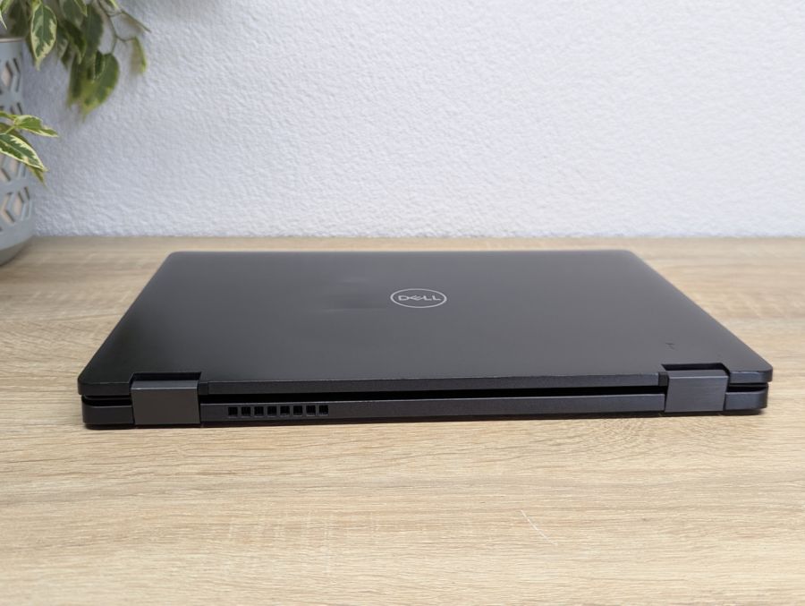 Уцінка! Ноутбук Б/В Dell Latitude 5300 2 in 1, Intel Core i5-8665U, DDR4 16 GB, SSD 256GB, 13" Full HD Сенсор