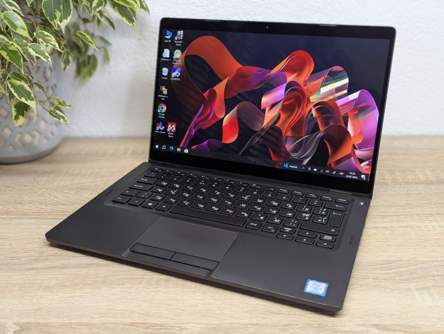 Ноутбук Б/В Dell Latitude 5300 2 in 1, Intel Core i5-8665U, DDR4 16GB, SSD 256GB, 13" Full HD Сенсор