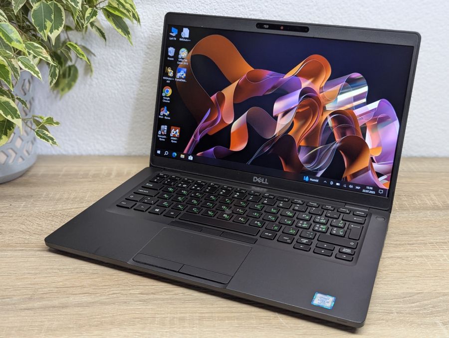 Уцінка! Ноутбук Б/В Dell Latitude 5400, Intel Core i5-8665U, DDR4 16 GB, SSD 256GB, 14" Full HD Сенсор