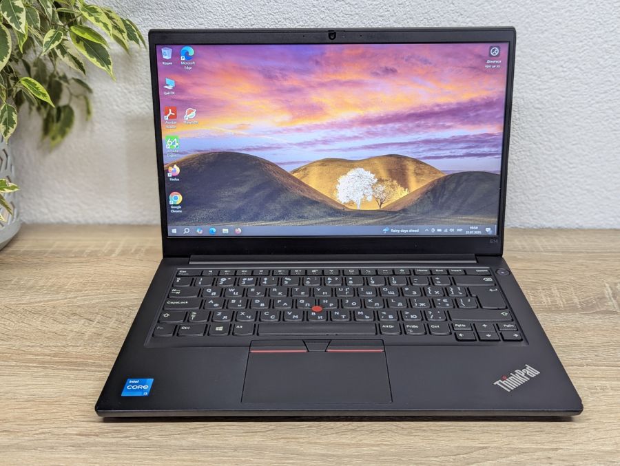 Уцінка! Ноутбук Б/В Lenovo ThinkPad E14, Intel Core i3-11Gen, DDR4 16 GB, SSD 256GB, 14" Full HD