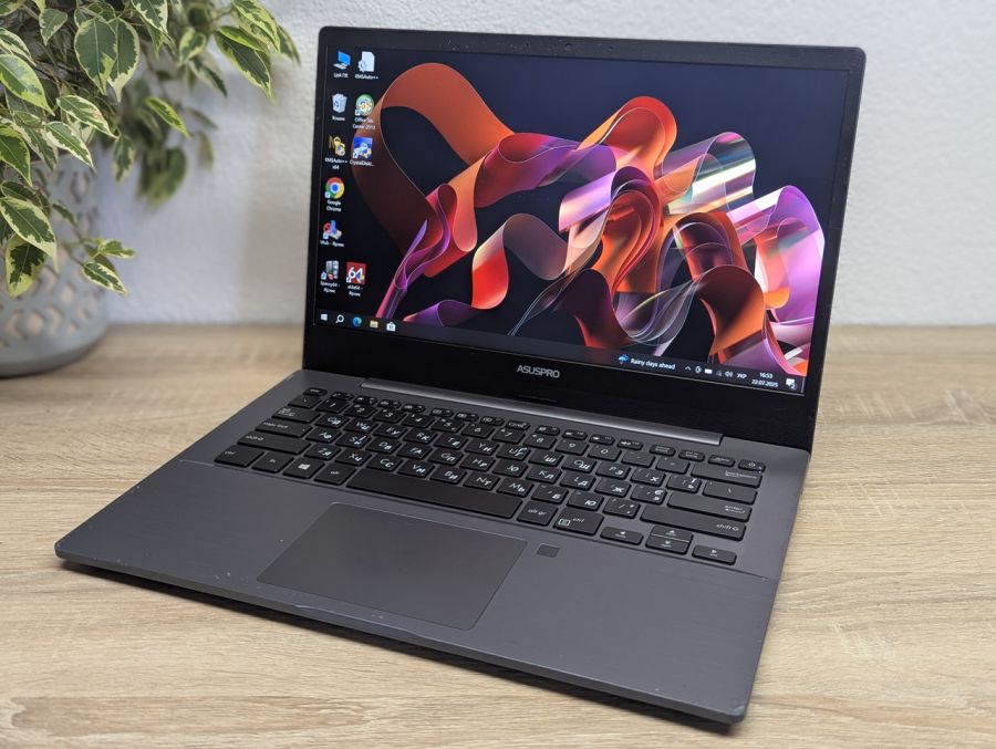 Уцінка! Ноутбук Б/В ASUS PRO P5440F, Intel Core i5-8265U, DDR4 16 GB, SSD 128GB + 500 GB, 14" Full HD