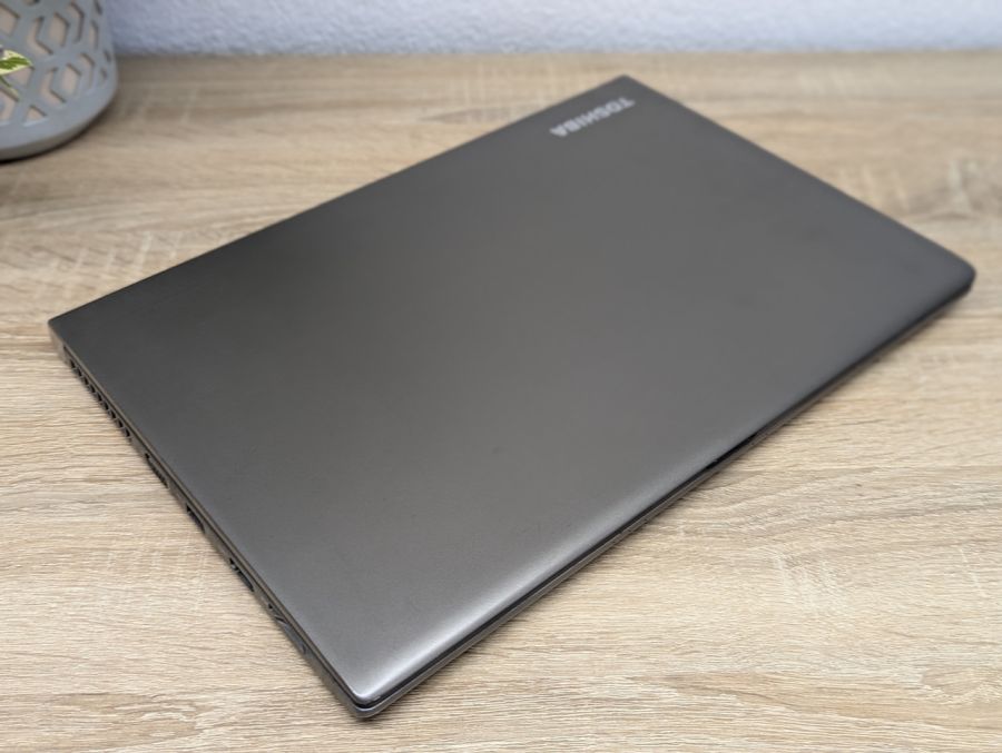 Ноутбук Б/В Toshiba Tecra Z40T-C, Intel Core i5-6300U, DDR3 16GB, SSD 256GB, 14" Full HD Сенсор
