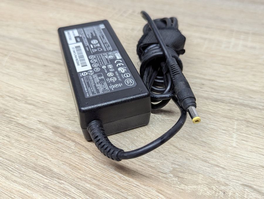 Б/В HP 18.5V 3.5A 65W 4.8x1.7