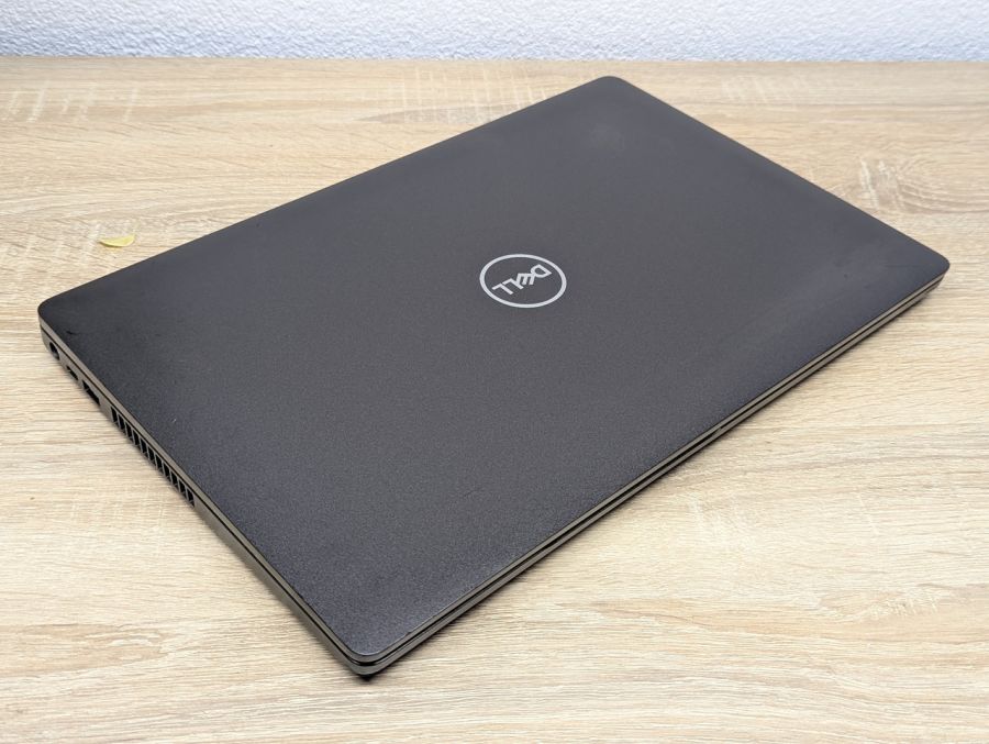 Ноутбук Б/В Dell Latitude 5500, Intel Core i7-8665U, DDR4 16GB, SSD 256GB, 15.6" Full HD