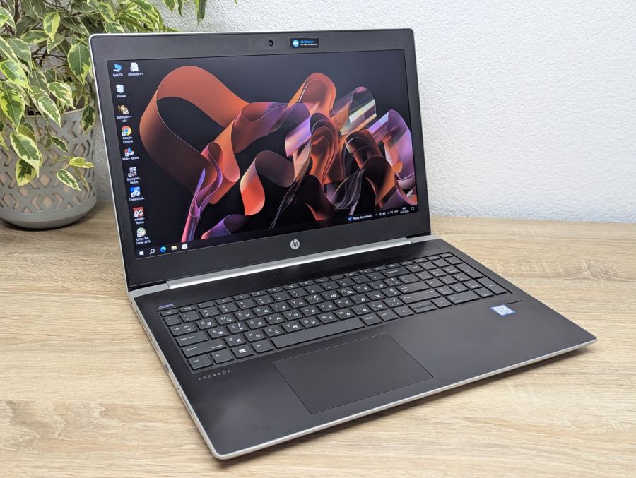Уцінка! Ноутбук Б/В HP ProBook 450 G5, Intel Core i5-8250U, DDR4 16 GB, SSD 256GB, 15.6" Full HD