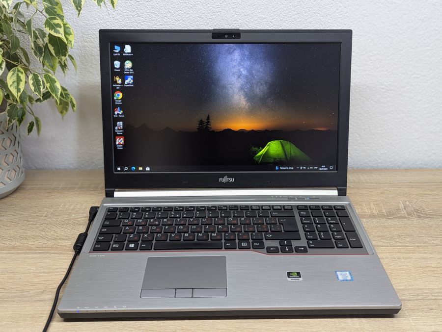 Уцінка! Ноутбук Б/В Fujitsu H760, Intel Xeon E3-1535M, DDR4 24 GB, SSD 256GB, NVIDIA Quadro M2000M 4Gb, 15.6" Full HD
