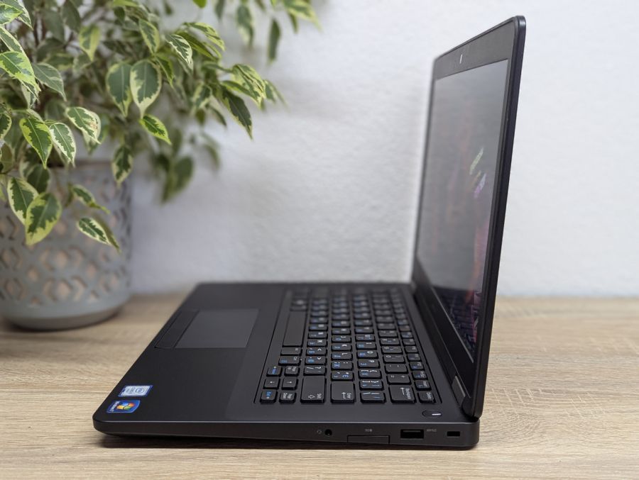 Ноутбук Б/В Dell Latitude E5470, Intel Core i5-6300U, DDR4 8 GB, SSD 256GB, 14" Full HD
