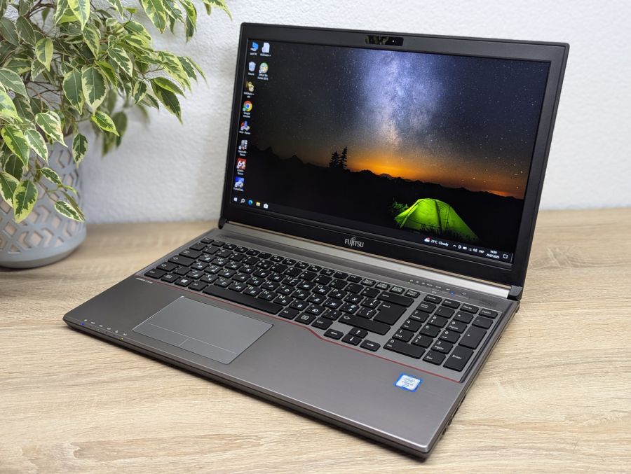 Уцінка! Ноутбук Б/В Fujitsu E756, Intel Core i5-6300U, DDR4 8 GB, SSD 256GB, 15.6" Full HD