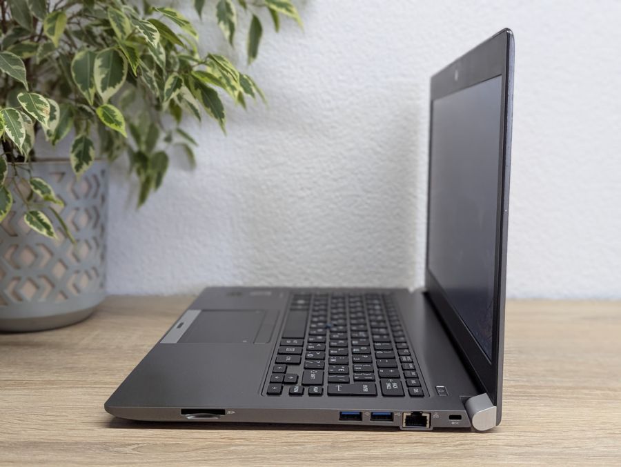 Уцінка! Ноутбук Б/В Toshiba Portege Z30-A, Intel Core i5-4310U, DDR3 8 GB, SSD 128GB, 13" HD