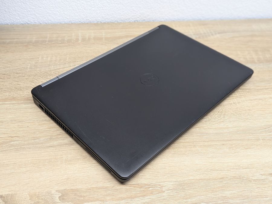 Уцінка! Ноутбук Б/В Dell Latitude E5470, Intel Core i5-6200U, DDR4 8 GB, SSD 128GB, 14" HD