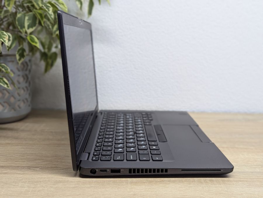 Ноутбук Б/В Dell Latitude 5400, Intel Core i5-8665U, DDR4 16 GB, SSD 256GB, 14" Full HD