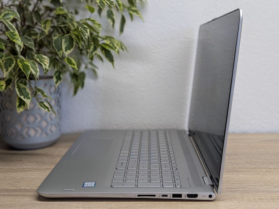 Ноутбук Б/В HP Envy X360, Intel Core i5-6200U, DDR4 8 GB, SSD 256GB + HDD 1TB, 15.6" Full HD Сенсор