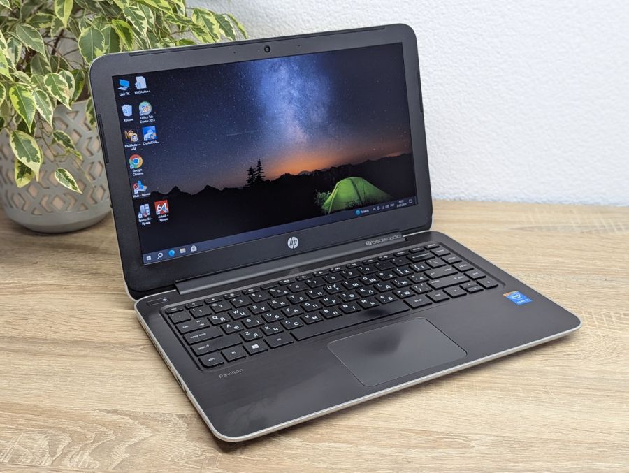 Ноутбук Б/В HP Pavilionment13, Intel Core i3-4030U, DDR3 8 GB, SSD 128GB, 15.6" HD