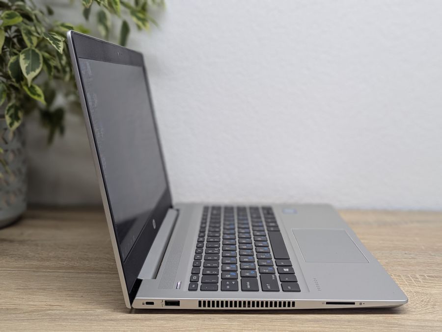 Ноутбук Б/В HP ProBook 440 G6, Intel Core i3-8145U, DDR4 16 GB, SSD 256GB, 14" Full HD