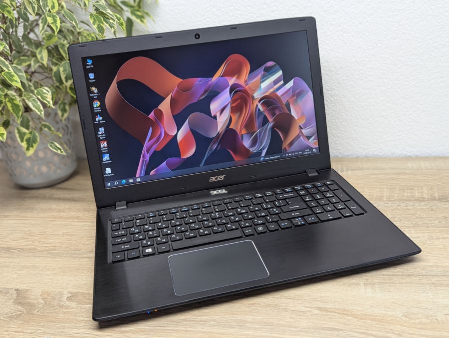 Ноутбук Б/В Acer Aspire E5-553, AMD A10-9600P, DDR4 8 GB, SSD 128GB + HDD 1TB, AMD Radeon R7 M340 2Gb, 15.6" Full HD