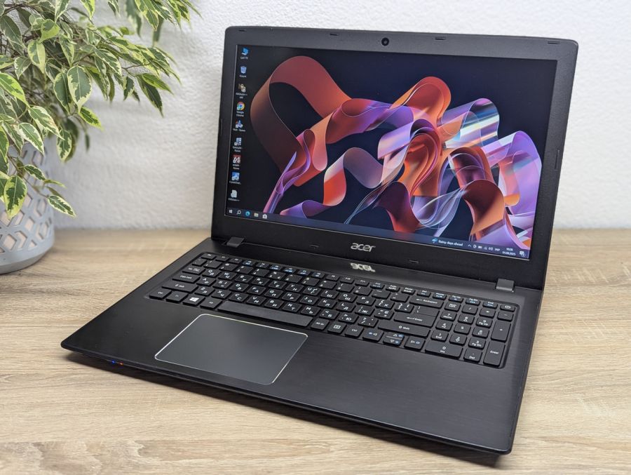 Ноутбук Б/В Acer Aspire E5-553, AMD A10-9600P, DDR4 8 GB, SSD 128GB + HDD 1TB, AMD Radeon R7 M340 2Gb, 15.6" Full HD