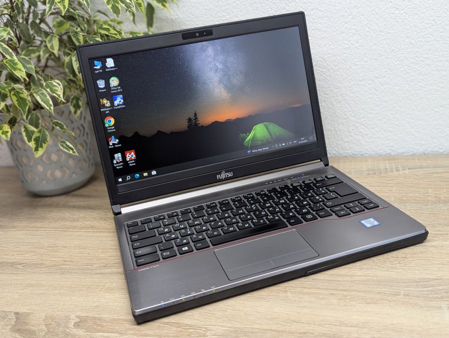 Уцінка! Ноутбук Б/В Fujitsu E736, Intel Core i5-6300U, DDR4 8 GB, SSD 128GB, 13" Full HD