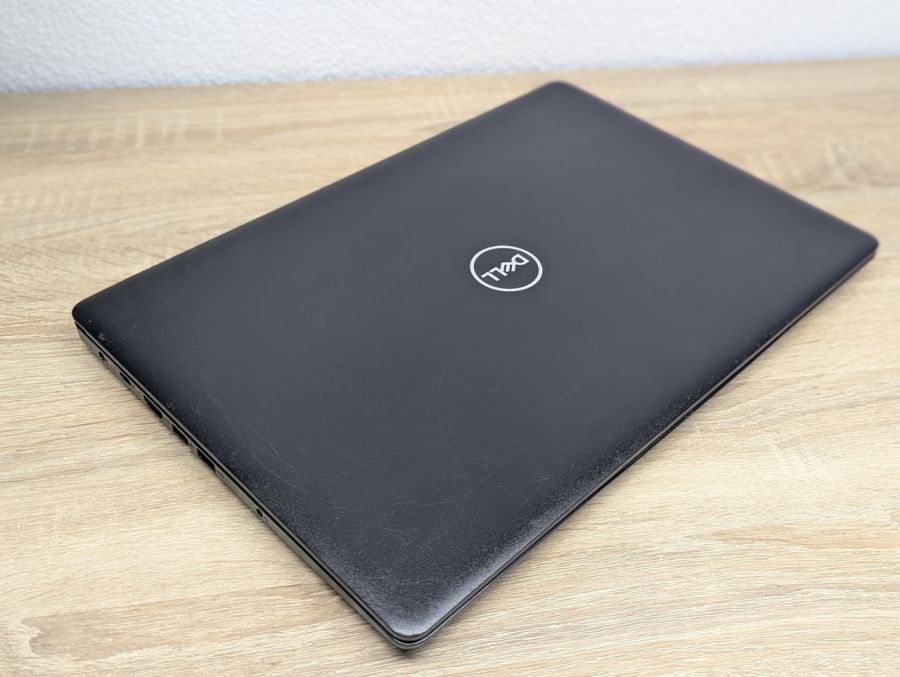 Ноутбук Б/В Dell Latitude 3590, Intel Core i5-8250U, DDR4 16 GB, SSD 256GB, 15.6" Full HD