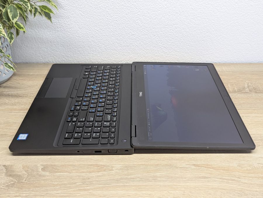 Ноутбук Б/В Dell Latitude 5591, Intel Core i7-8850H, DDR4 16 GB, SSD 512GB, NVIDIA GeForce MX130 2Gb, 15.6"