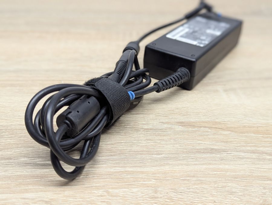Б/В HP Blue Pin 90W 4.5*3.0 з переходником
