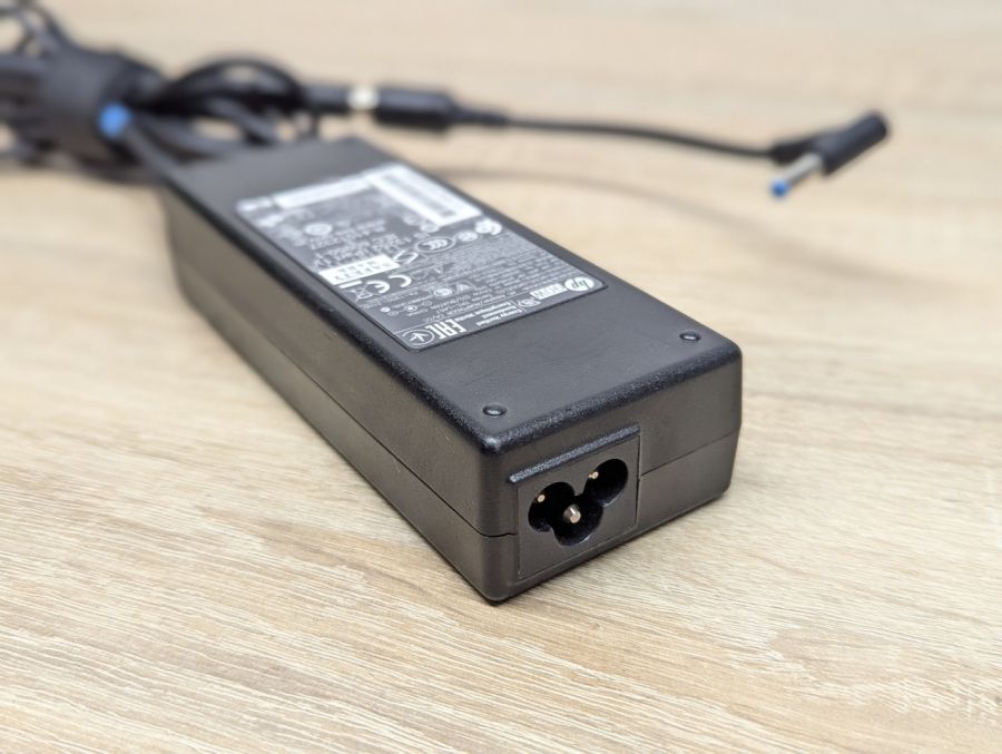 Б/В HP Blue Pin 90W 4.5*3.0 з переходником