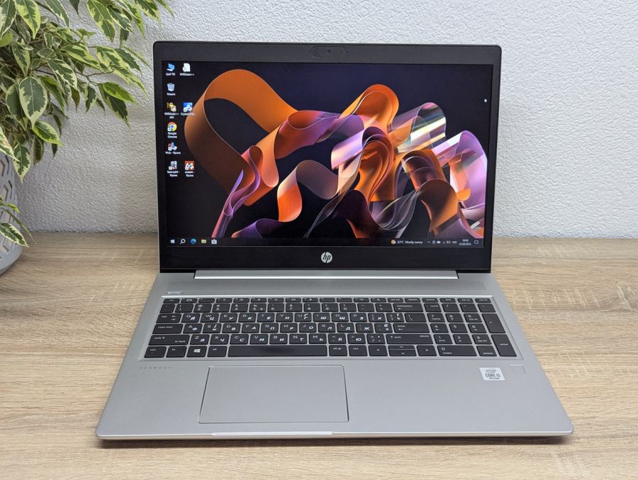 Уцінка! Ноутбук Б/В HP ProBook 450 G7, Intel Core i5, DDR4 16 GB, SSD 256GB, 15.6" Full HD