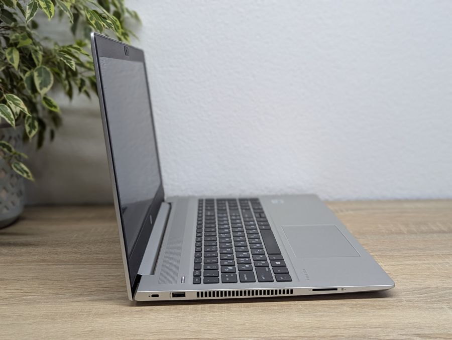 Уцінка! Ноутбук Б/В HP ProBook 450 G7, Intel Core i5, DDR4 16 GB, SSD 256GB, 15.6" Full HD