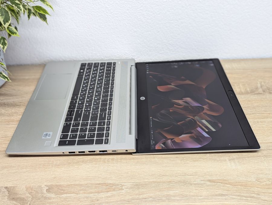 Уцінка! Ноутбук Б/В HP ProBook 450 G7, Intel Core i5, DDR4 16 GB, SSD 256GB, 15.6" Full HD