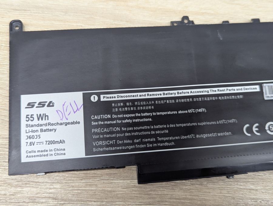Б/В Оригінальна акумуляторна батарея Dell J60J5