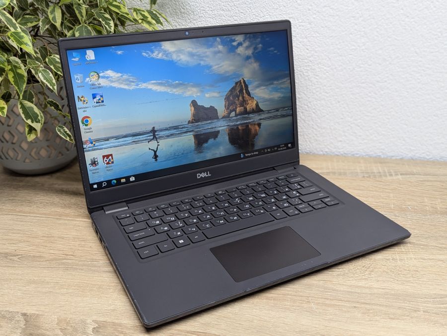 Уцінка! Ноутбук Б/В Dell Latitude 3410, Intel Core i5-10210U, DDR4 16 GB, SSD 256GB, 14" Full HD