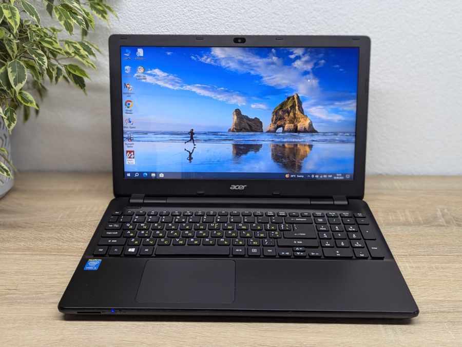 Ноутбук Б/В Acer Aspire E5-571, Intel Core i3-4030U, DDR3 8 GB, SSD 128GB, HD