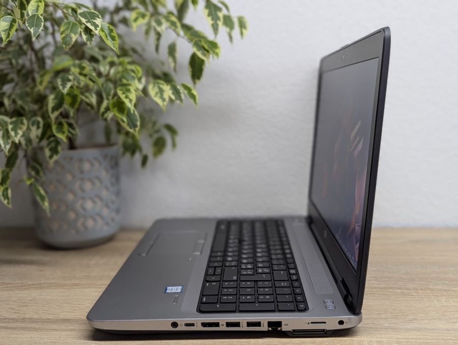 Ноутбук Б/В HP ProBook 650 G2, Intel Core i3-6100U, DDR4 8 GB, SSD 256GB, 15.6" HD