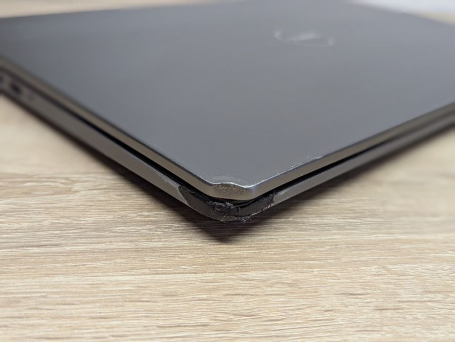 Уцінка! Ноутбук Б/В Dell Vostro 5568, Intel Core i5-7200U, DDR4 16 GB, SSD 256GB, 15.6" Full HD