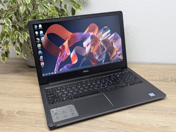 Уцінка! Ноутбук Б/В Dell Vostro 5568, Intel Core i5-7200U, DDR4 16 GB, SSD 256GB, 15.6" Full HD
